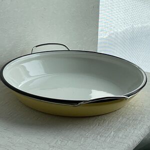 Vintage Enamelware Large Deep Dish Pie Dish Pie Plate Paella Pan Yellow & Black